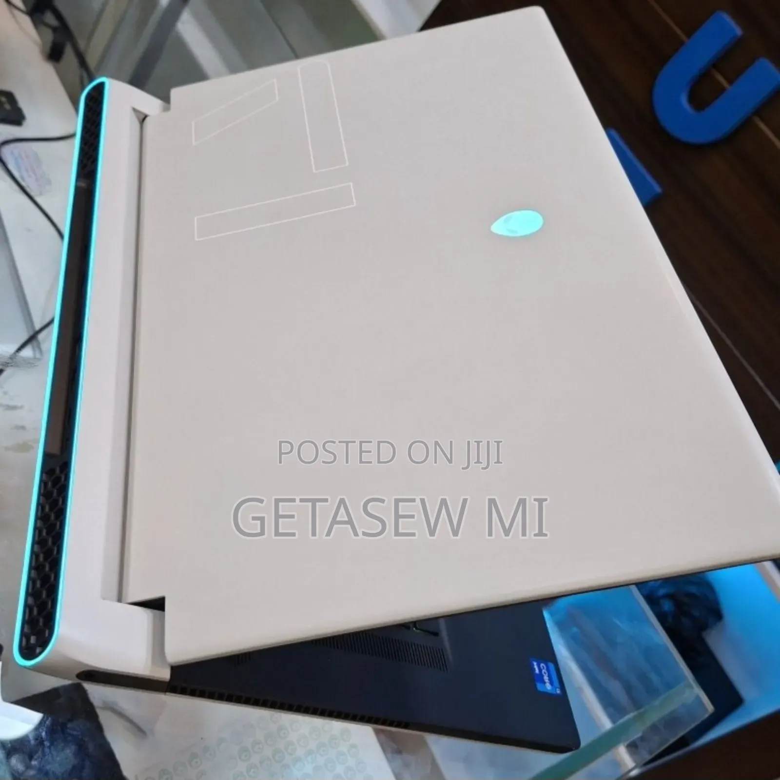 New Laptop Alienware M17x R2 32GB Intel Core I7 SSD 1T