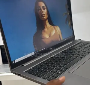 New Laptop HP ZBook 14u 16GB Intel Core I7 SSD 512GB