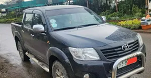 Toyota Hilux 2012 Black