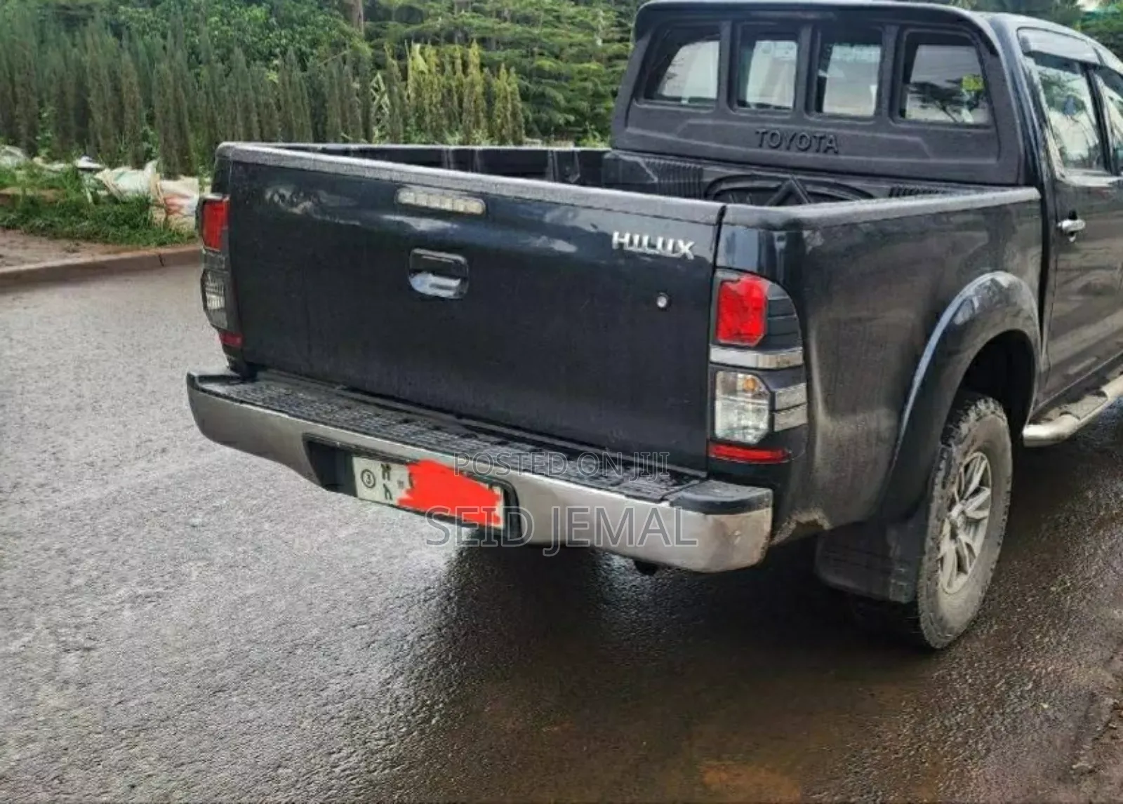 Toyota Hilux 2012 Black