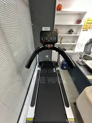 Photo - የመሮጫ ማሽኖች(Commercial and Home Use Treadmills)