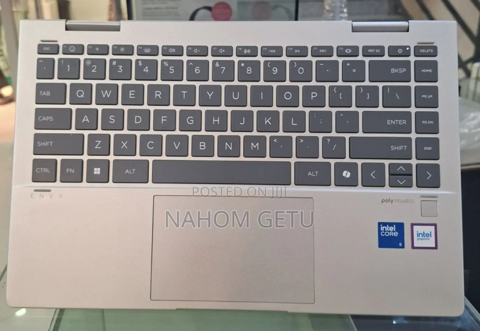 New Laptop HP Envy X360 8GB Intel Core I5 SSD 512GB