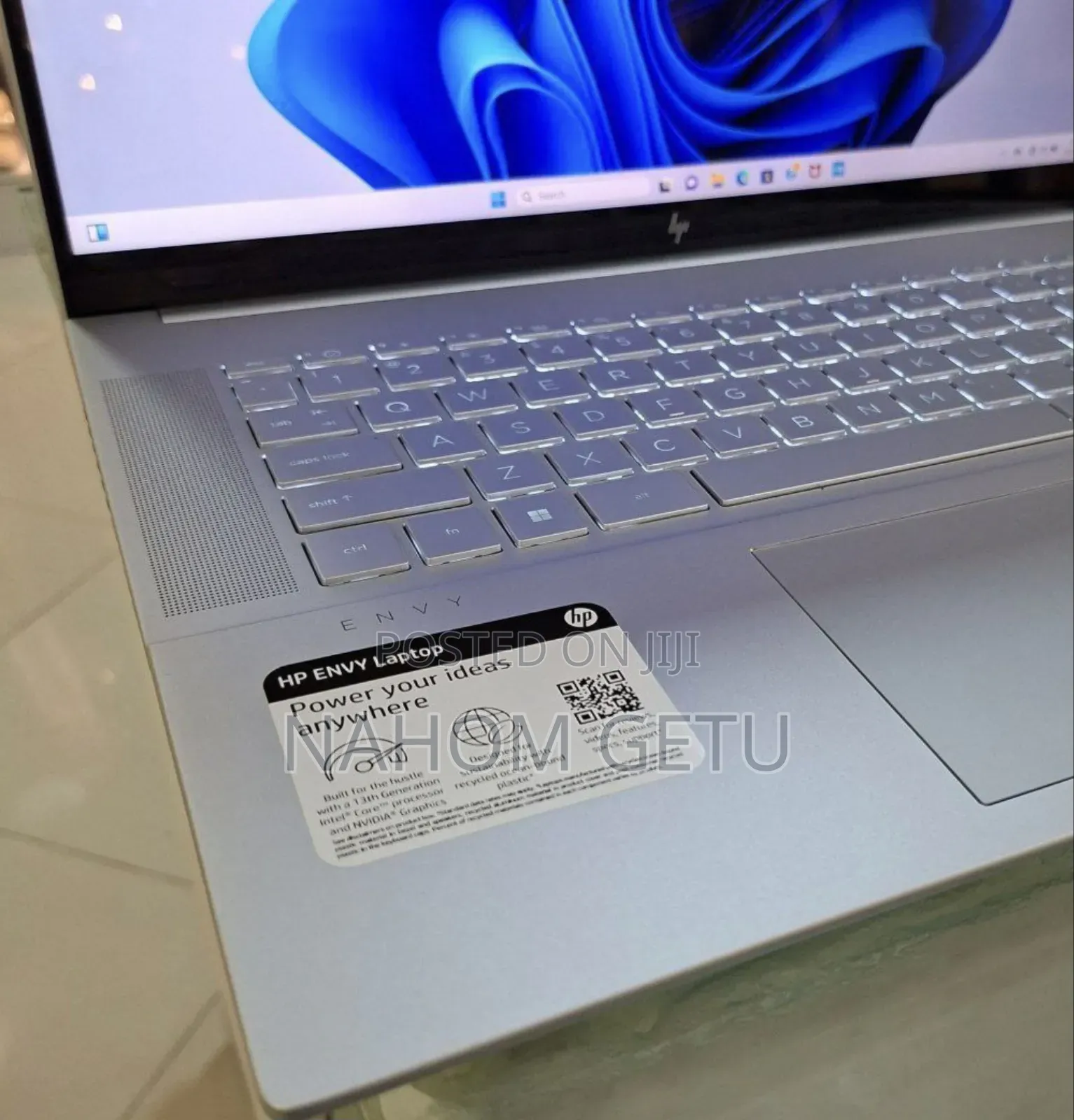 New Laptop HP Envy X360 16GB Intel Core I7 SSD 1T