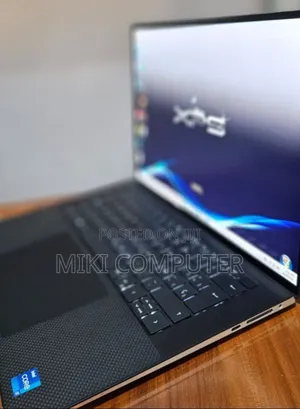 New Laptop Dell XPS 15 16GB Intel Core I7 SSD 512GB