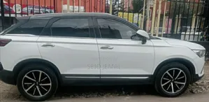 Bestune T77 1.2 FWD 2021 Off white