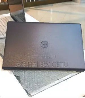 Photo - New Laptop Dell Vostro 3520 8GB Intel Core I5 SSD 1T