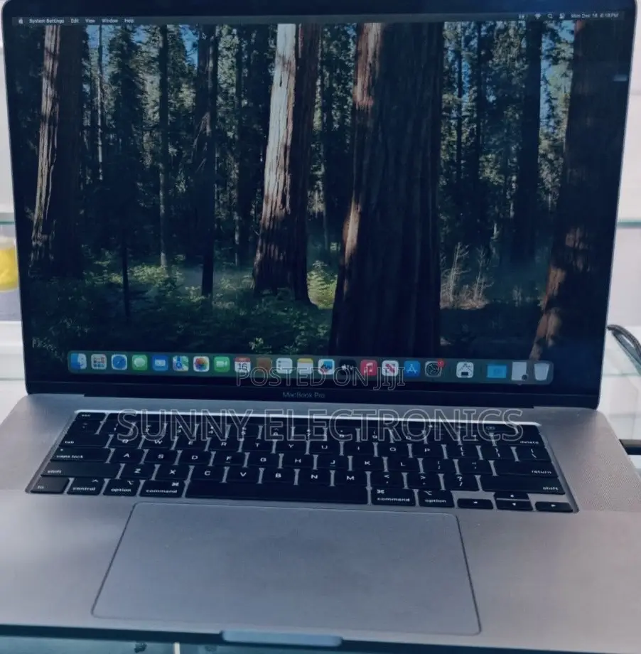 New Laptop Apple MacBook Pro 2019 32GB Intel Core I9 SSD 1T