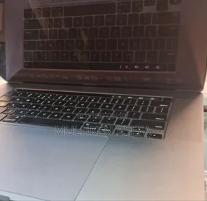 New Laptop Apple MacBook Pro 2019 32GB Intel Core I9 SSD 1T