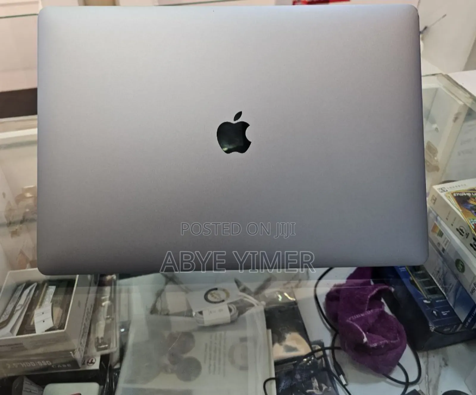 New Laptop Apple MacBook Pro 2017 16GB Intel Core I7 SSD 1T