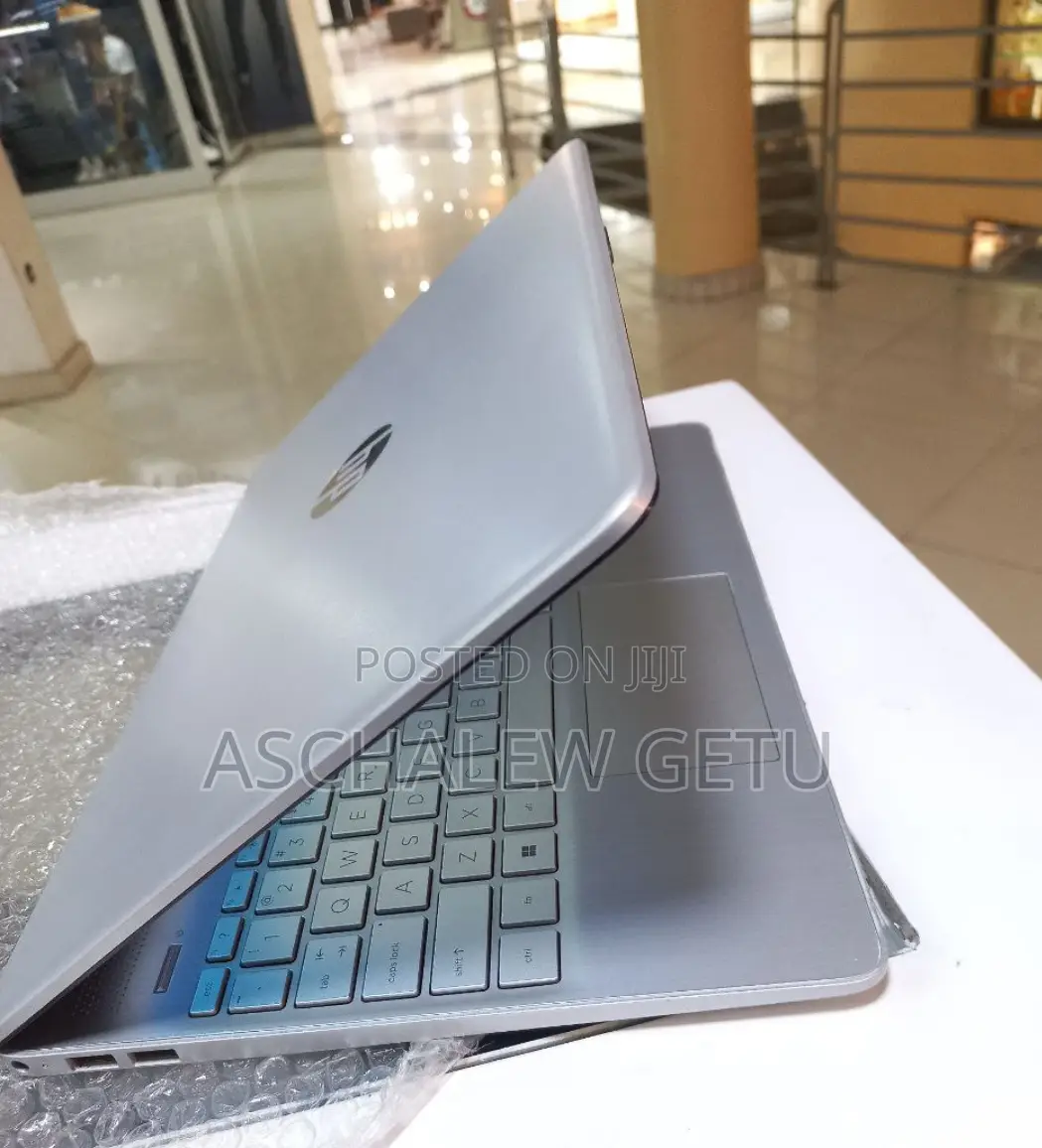 New Laptop HP Stream Notebook 8GB Intel Core I5 SSD 512GB