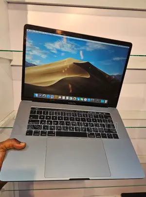 New Laptop Apple MacBook Pro 2017 16GB Intel Core I7 SSD 1T