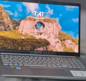 New Laptop Asus VivoBook 15 X505BA 8GB Intel Core I5 SSD 512GB