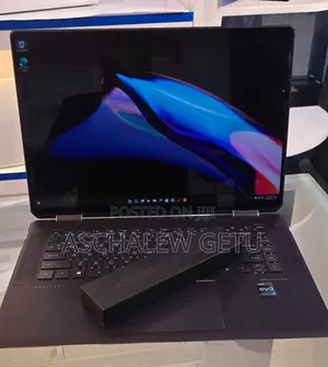 Photo - New Laptop HP Spectre 16GB Intel Core I7 SSD 1T