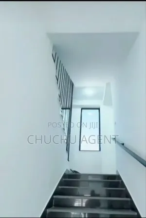 5bdrm House in Bole for sale