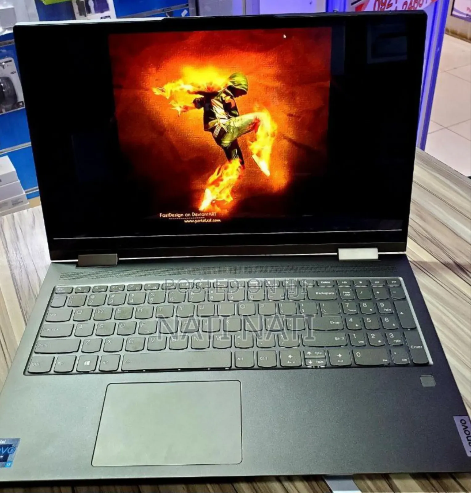 New Laptop Lenovo Yoga 7i 12GB Intel Core I7 SSD 512GB