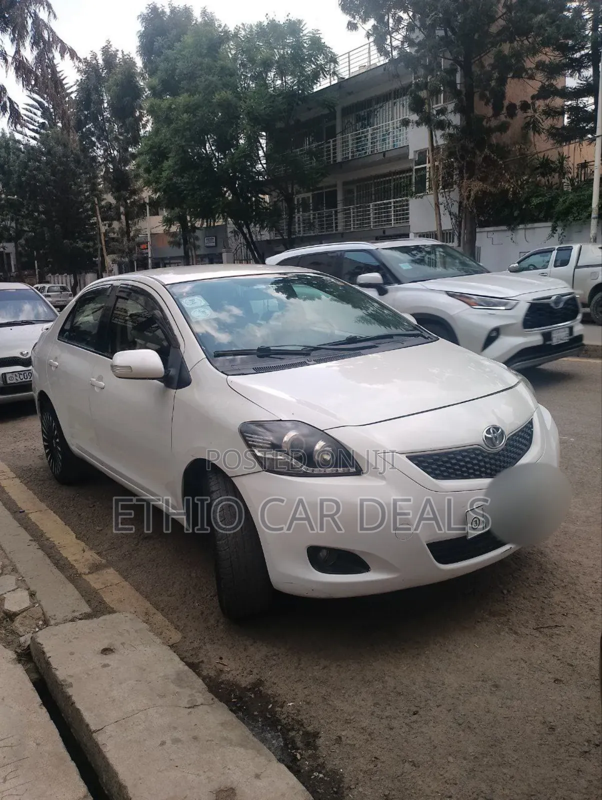 Toyota Yaris 2009 White