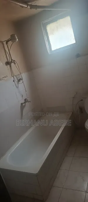 Furnished 2bdrm Condo in ጀሞ1, Nifas Silk-Lafto for sale