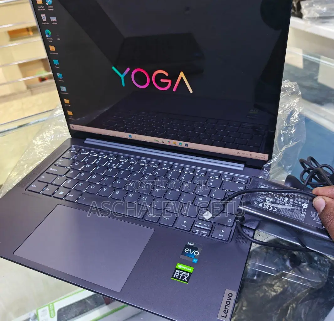 New Laptop Lenovo Yoga 7i 32GB Intel Core I7 SSD 1T