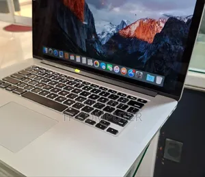 New Laptop Apple MacBook Pro 2015 16GB Intel Core I7 SSD 256GB