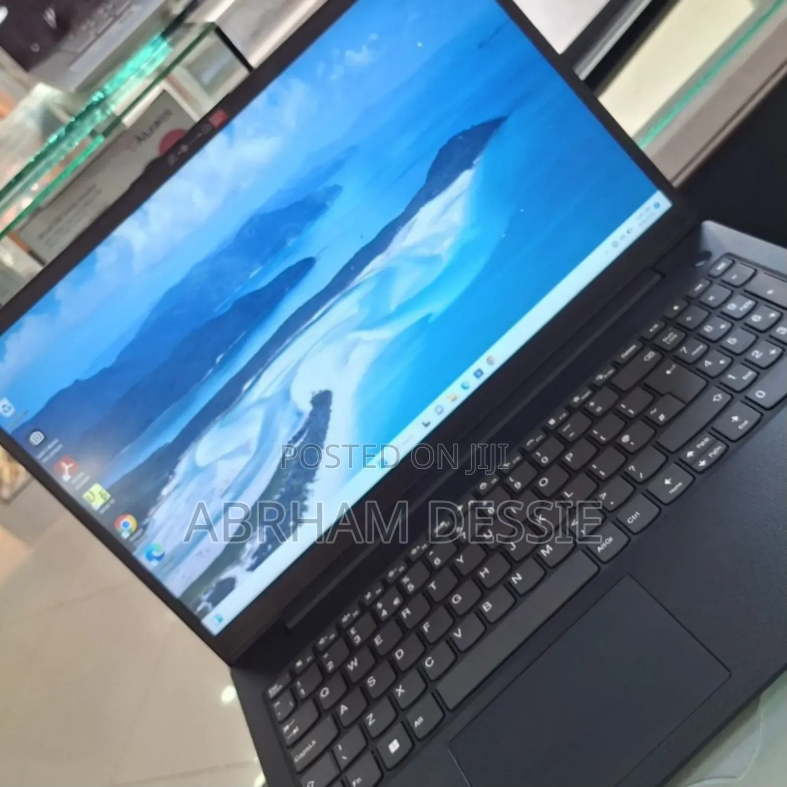 New Laptop Lenovo Ideapad 3 16GB Intel Core I7 SSD 512GB