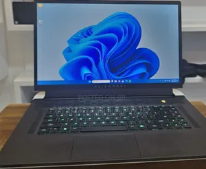 New Laptop Alienware M17x R2 32GB Intel Core I7 SSD 1T