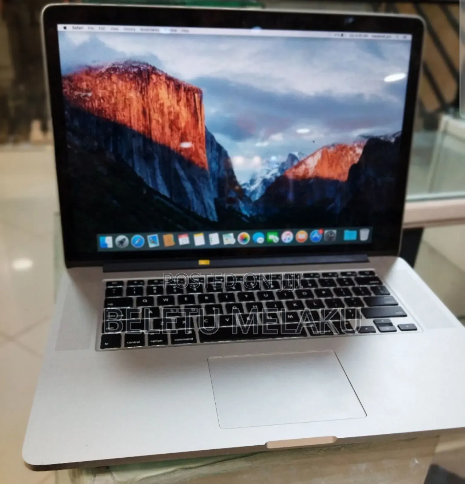 New Laptop Apple MacBook Pro 2015 16GB Intel Core I7 SSD 256GB