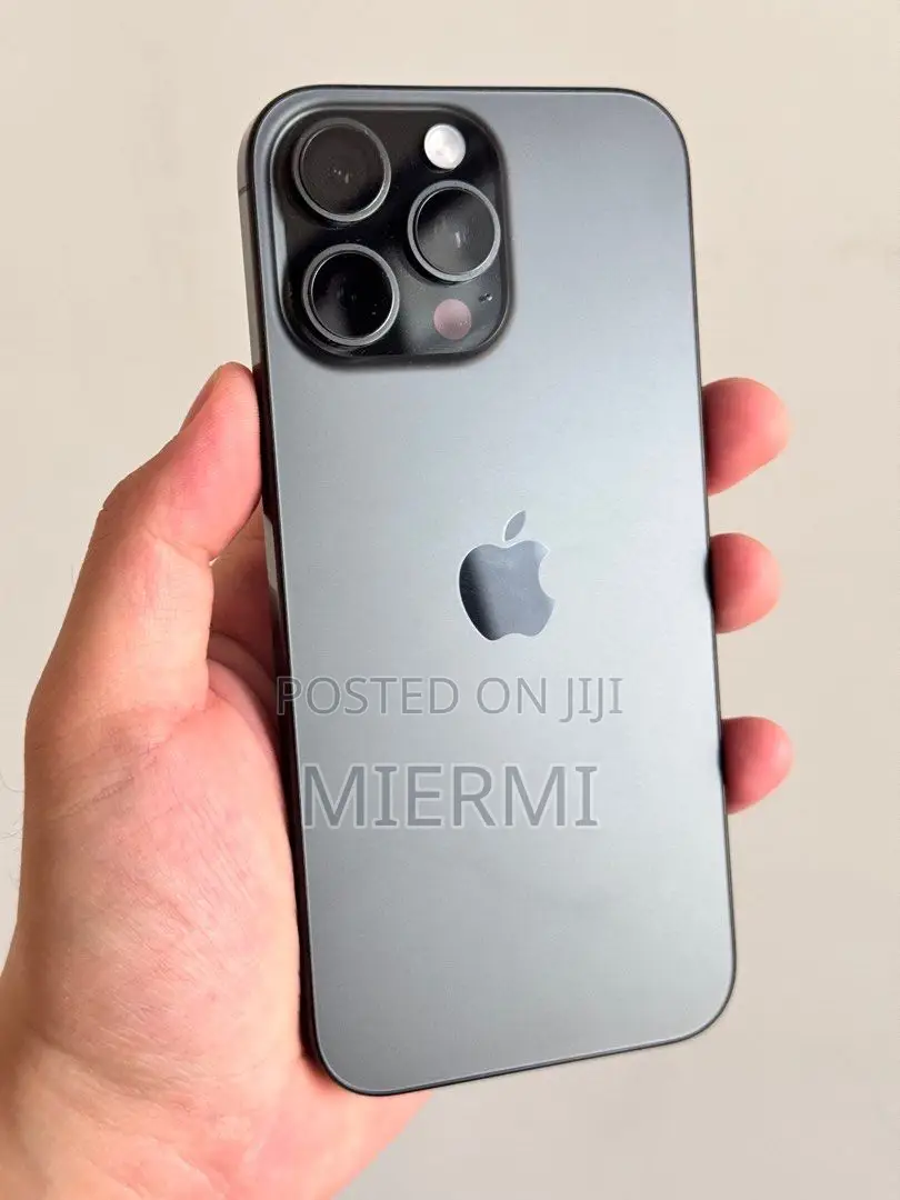 New Apple iPhone 16 Pro Max 256 GB Black