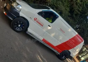 Photo - Toyota HiAce 2011 White