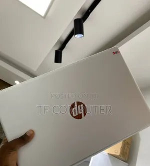 New Laptop HP 16GB Intel Core I5 SSD 512GB