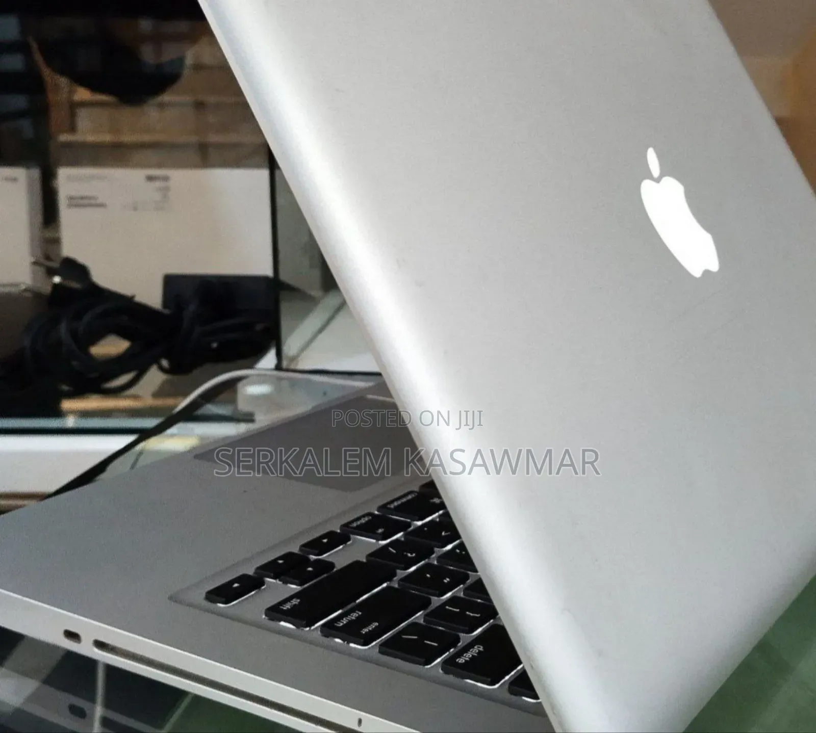 New Laptop Apple MacBook Pro 2012 4GB Intel Core I5 HDD 500GB