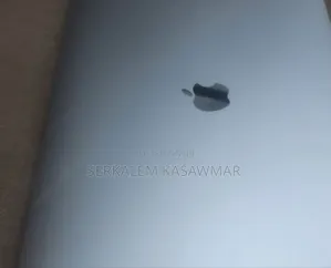 New Laptop Apple MacBook Pro 2017 16GB Intel Core I7 SSD 512GB