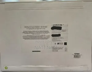 Photo - New Laptop Apple MacBook Pro 2022 M2 16GB Apple M2 SSD 512GB