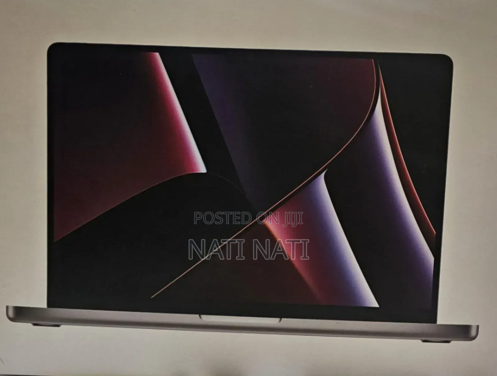 New Laptop Apple MacBook Pro 2022 M2 16GB Apple M2 SSD 512GB