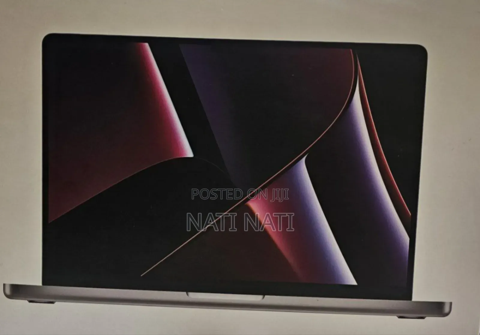 New Laptop Apple MacBook Pro 2022 M2 16GB Apple M2 SSD 512GB