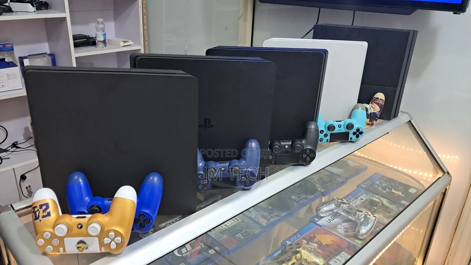 Playstation 4 ጌሞች የተጫነበት