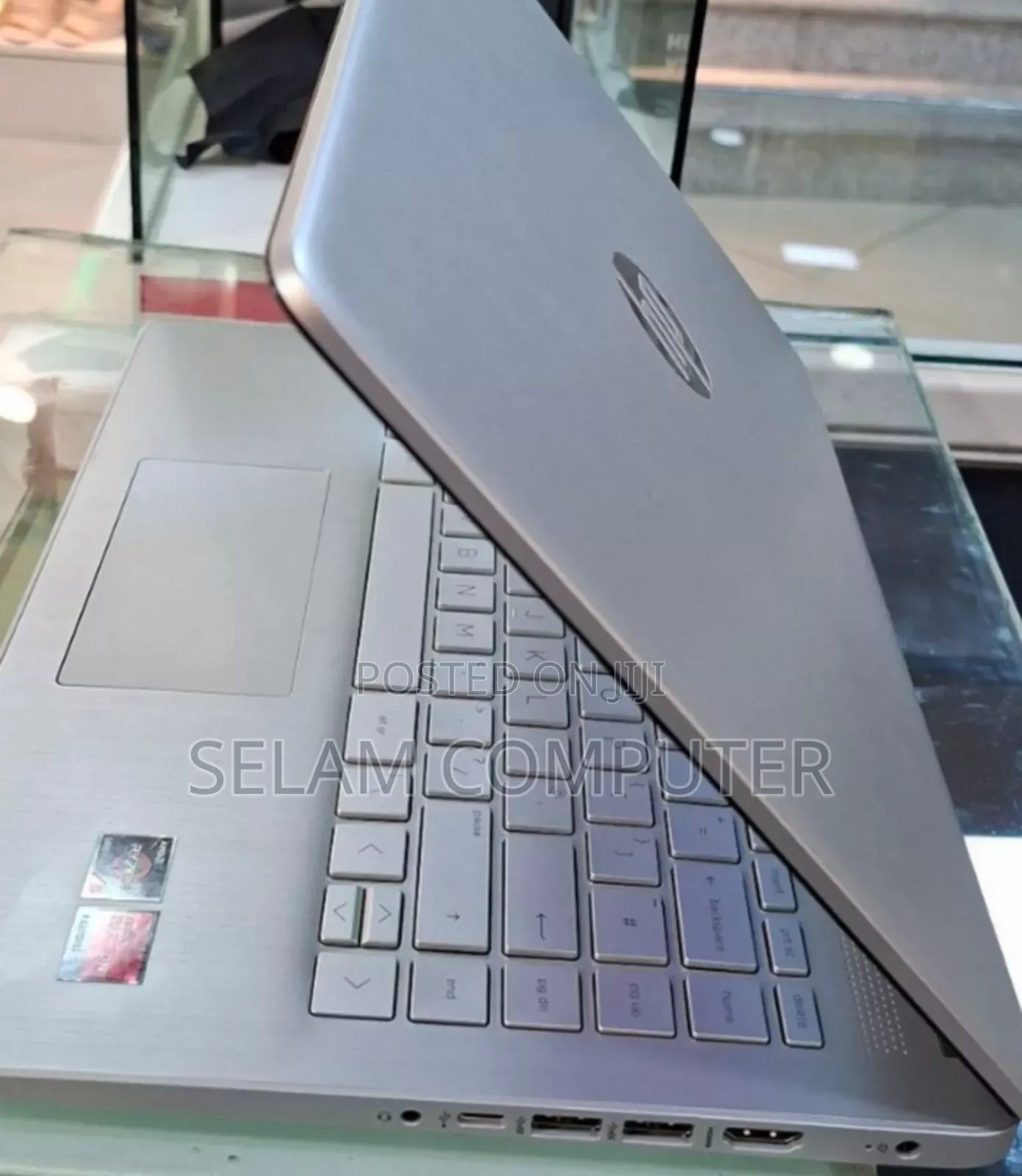 New Laptop HP Stream Notebook 8GB AMD Ryzen 5 SSD 512GB
