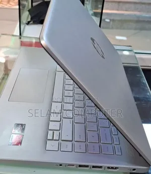 New Laptop HP Stream Notebook 8GB AMD Ryzen 5 SSD 512GB