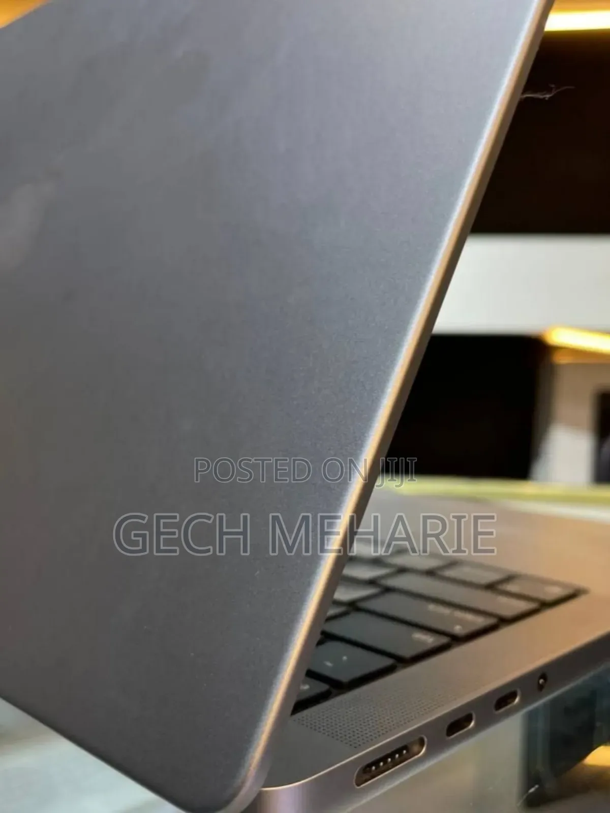 New Laptop Apple MacBook Pro 2023 M3 14-Inch 16GB Apple M3 Pro SSD 1T