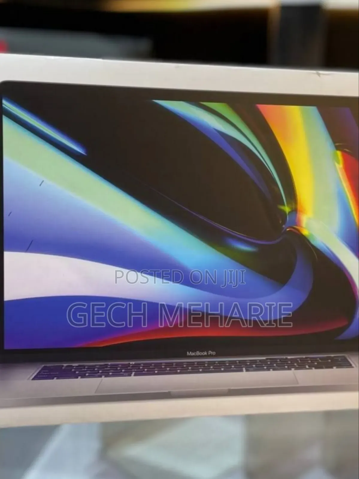 New Laptop Apple MacBook Pro 2021 M1 16GB Apple M1 Pro SSD 512GB