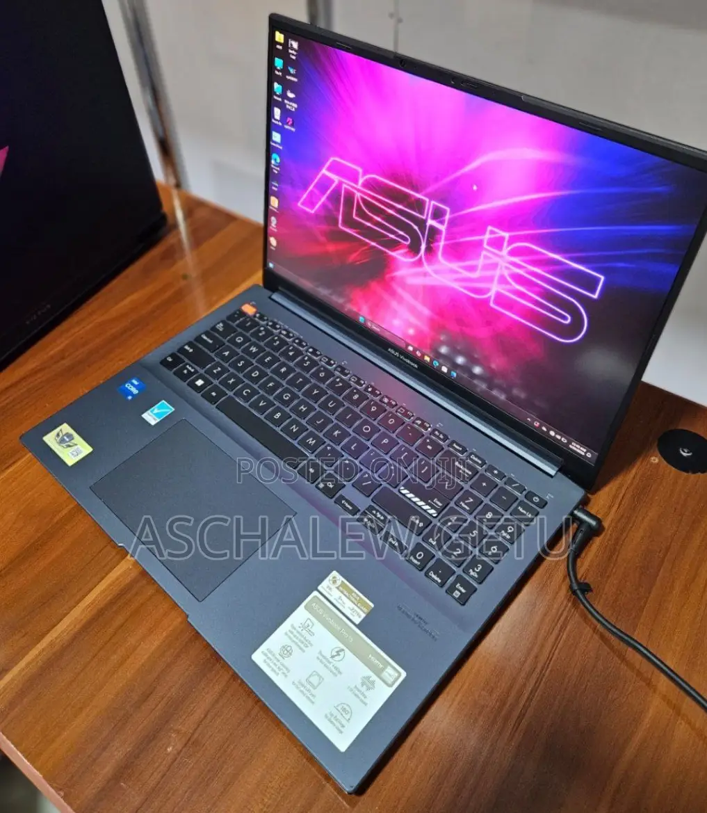 New Laptop Asus VivoBook 15 X505BA 16GB Intel Core I7 SSD 512GB