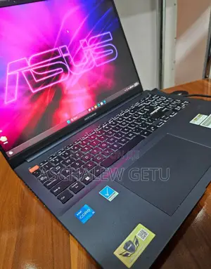 New Laptop Asus VivoBook 15 X505BA 16GB Intel Core I7 SSD 512GB