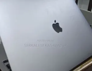 New Laptop Apple MacBook Air 2020 M1 8GB Apple M1 SSD 256GB