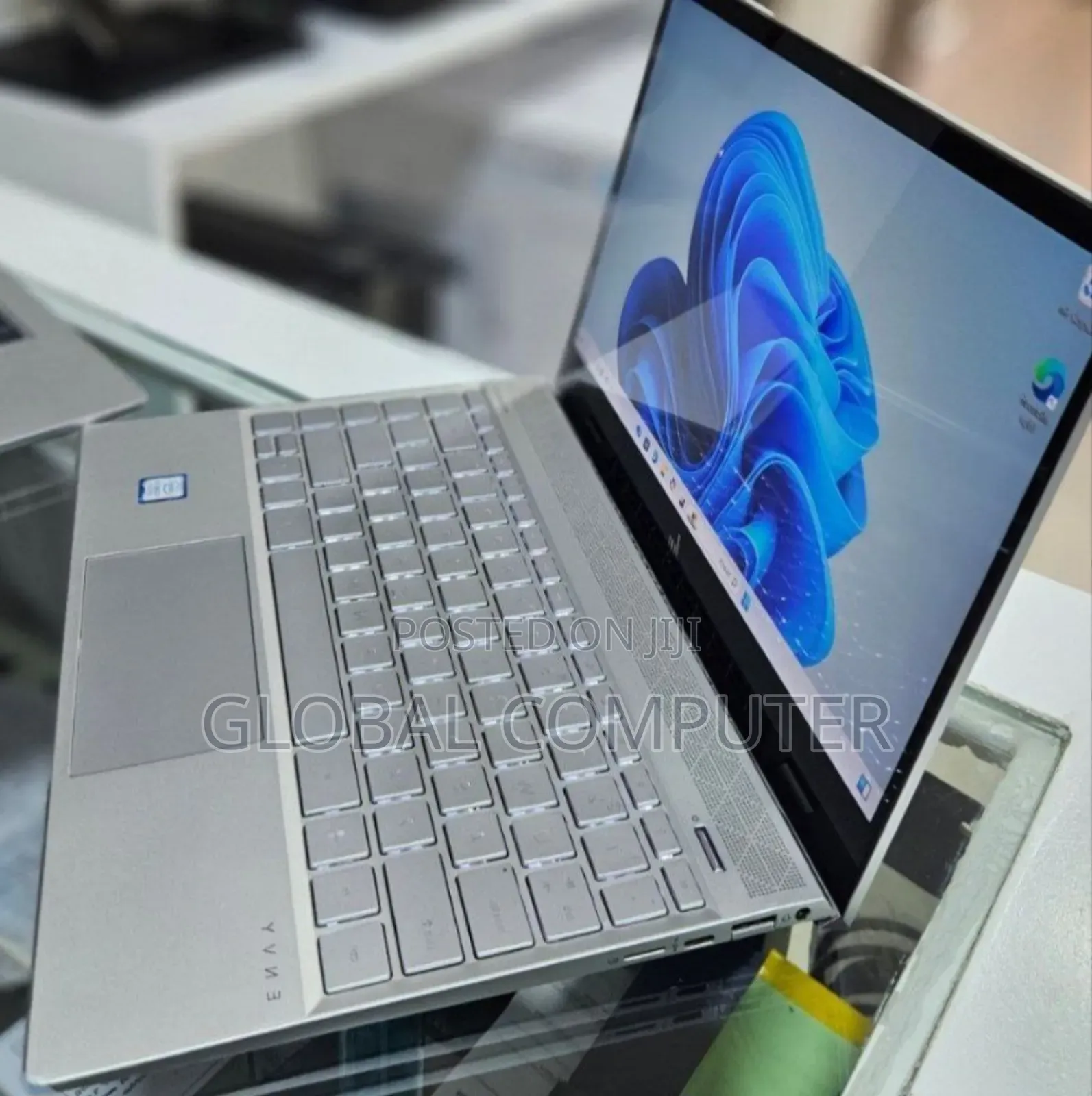 New Laptop HP Envy X360 15-Cp0013nr 8GB Intel Core I5 SSD 256GB