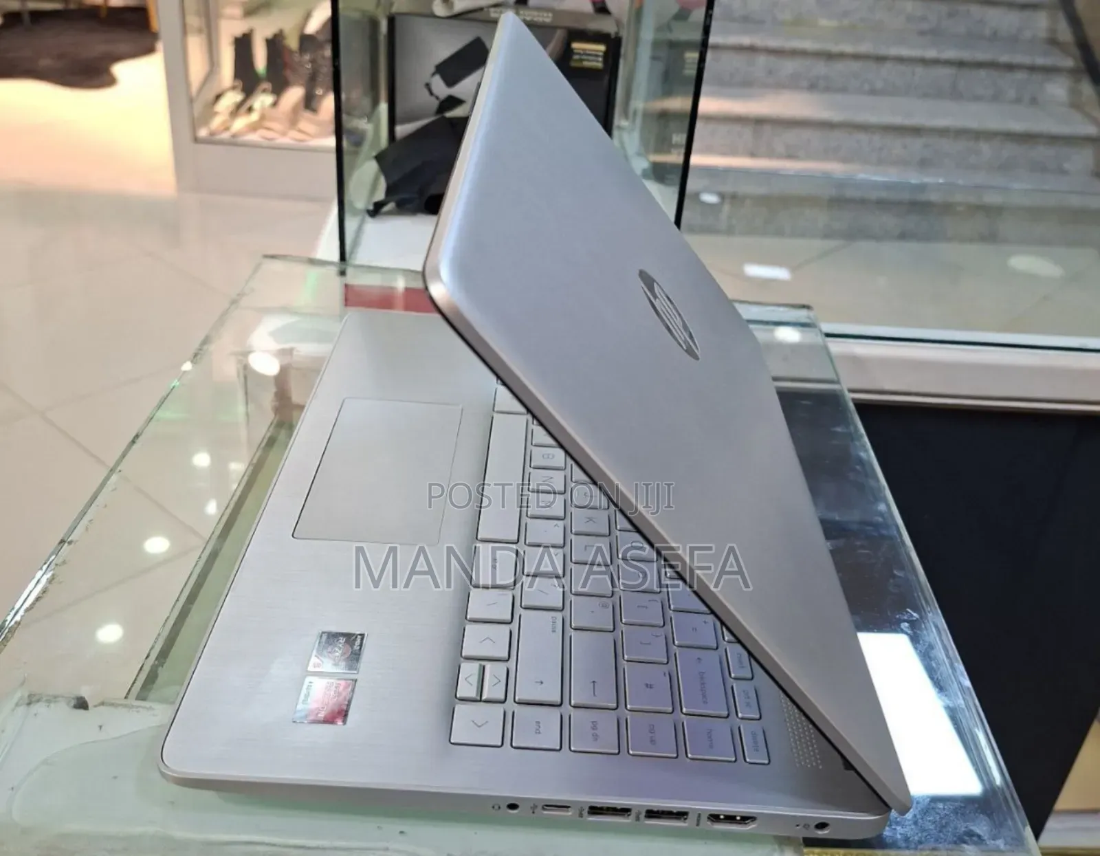 New Laptop HP Stream Notebook 8GB AMD Ryzen 5 SSD 512GB