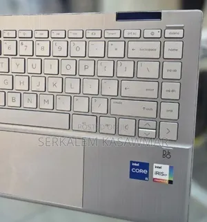 New Laptop HP Envy X360 8GB Intel Core I5 SSD 512GB