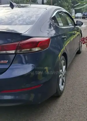 Hyundai Avante 2016 Ivory