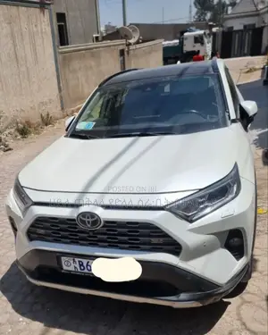 Photo - Toyota RAV4 2020 Ivory