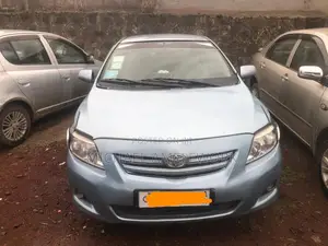 Photo - Toyota Corolla 2010 Blue