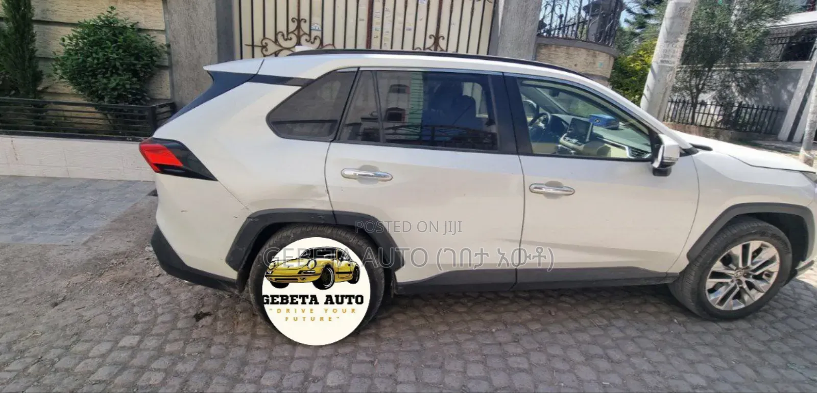 Toyota RAV4 2020 White