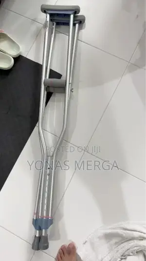 Photo - Easy Underarm Crutches - Size: Teenager-Rebotec Under Armpit